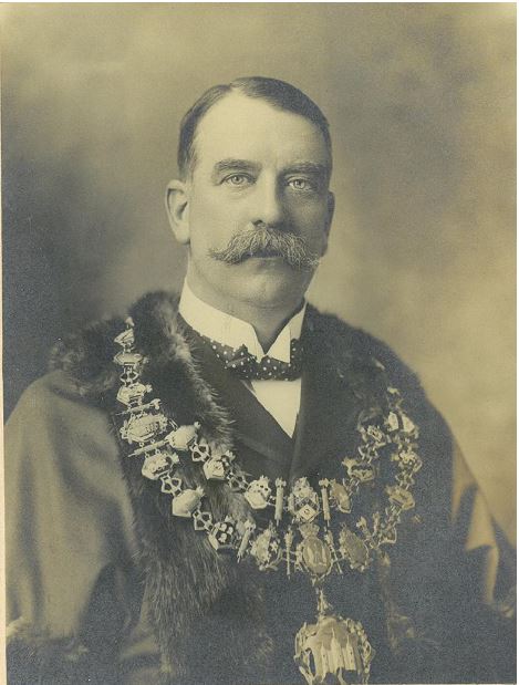 Alfred Camp, Mayor of Newbury 1911.